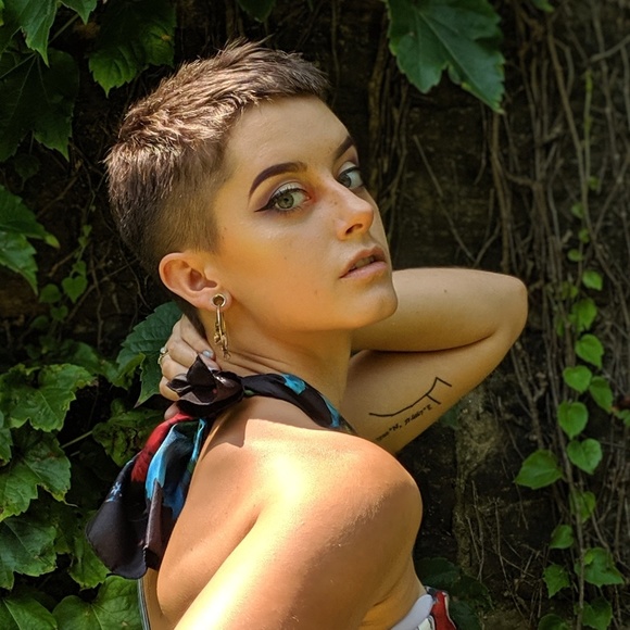 Meet your Posher, Masha - Picture 1 of 1